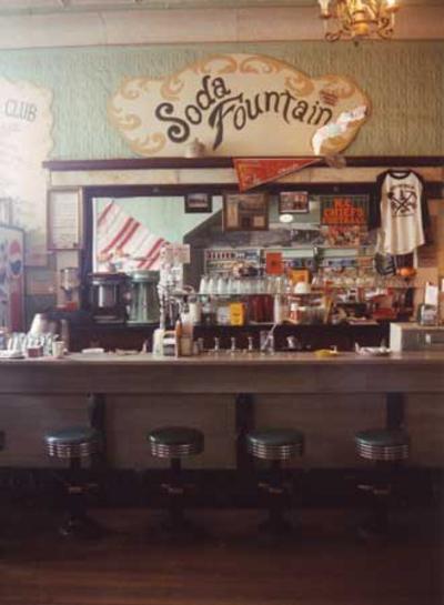 The bar at the store - fleeting romance
Colorado Wild West Country Adventures - like the whole store is also the bar a reminder of better days of the mining town