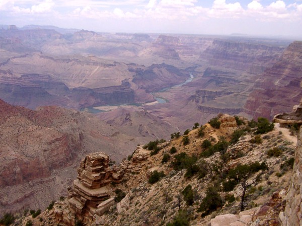 Grand Canyon - an adventure trip to northern Arizona
Grand Cayon - fantastic rock formations and structures - and deep down in the valley there are the Colorado River.