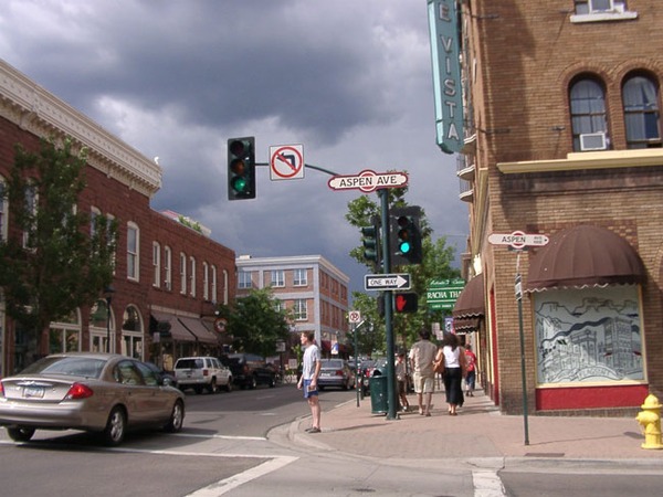 On the way back from the Grand Cayon a small break in Flagstaff
 Flagstaff - a small charming university town surprised us with many experiences and sympathetic people.