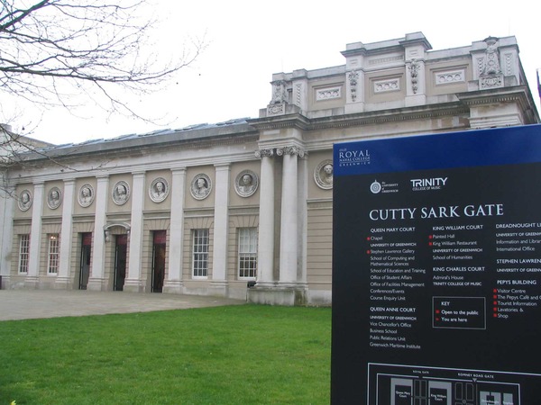 Greenwich's magnificent buildings along we are on the way to the Maritime Museum
 Greenwich's magnificent buildings along we are on the way to the Maritime Museum