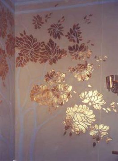 Dekorative Wandgestaltung mit Vergoldungen - ein Stilelement von Cornelia Hutterer
 Bei Wandmalerei und Trompe l´oeil verwendet die Künstlerin Vergoldungen als Stilelement für Ihre Wandbilder